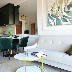 City Center - Amber Sky Apartments By Apartmore